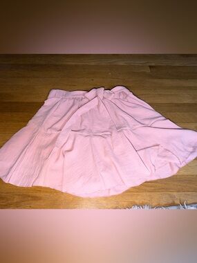 GeeGee Sz L Light Pink Flowing Mini Skort NWOT